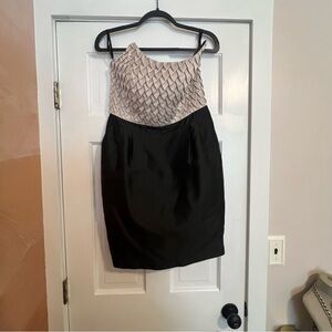 REISS BLACK AND CREAM BODY HUGGING STRAPLESS SIZE 8